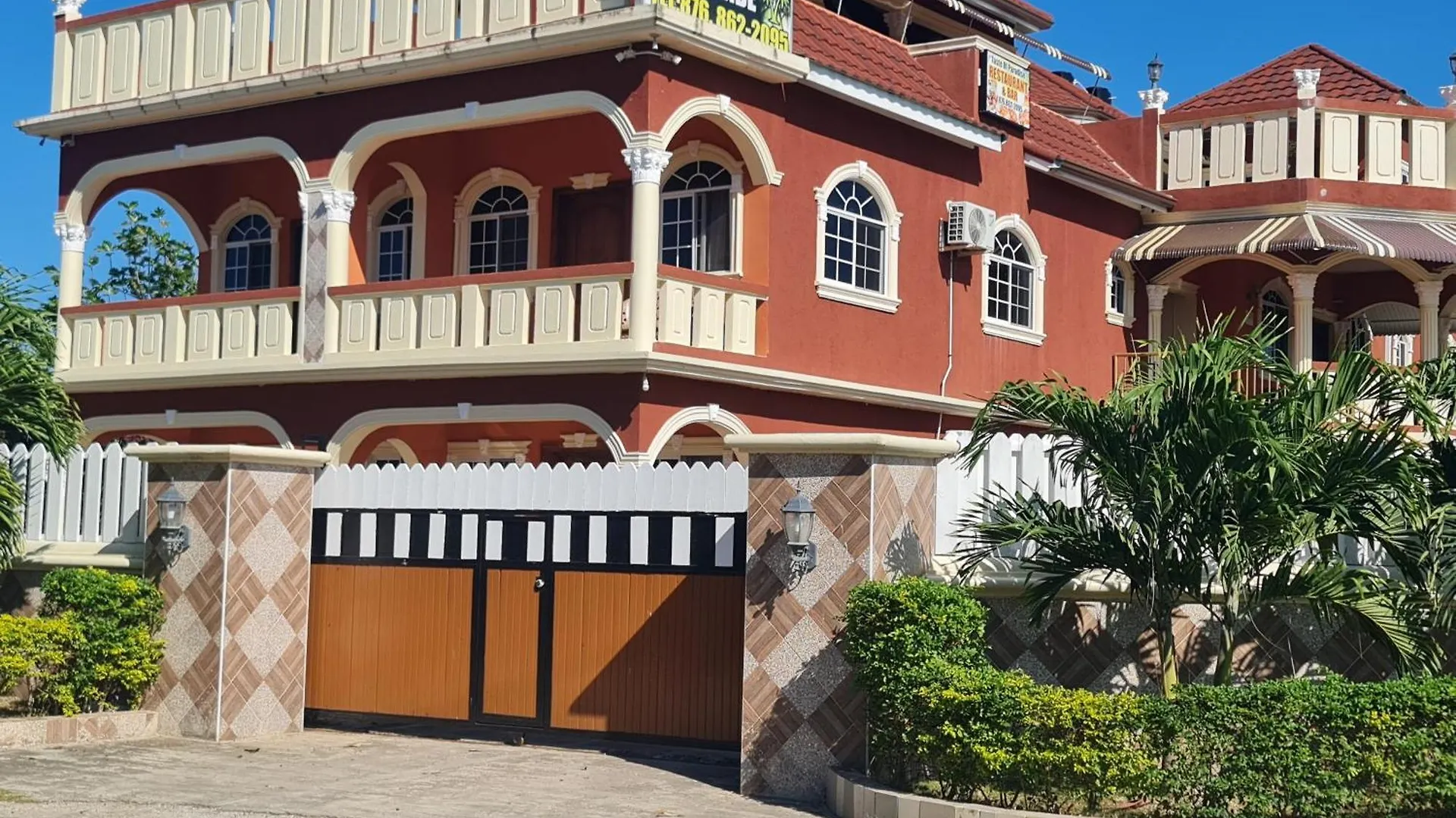 Paradise Place Grande Single Roof Top Room Brissett Run بيت ضيافة